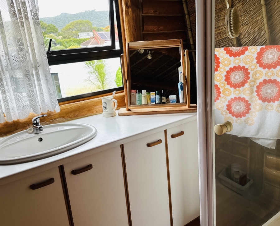 2 Bedroom Property for Sale in The Island Western Cape